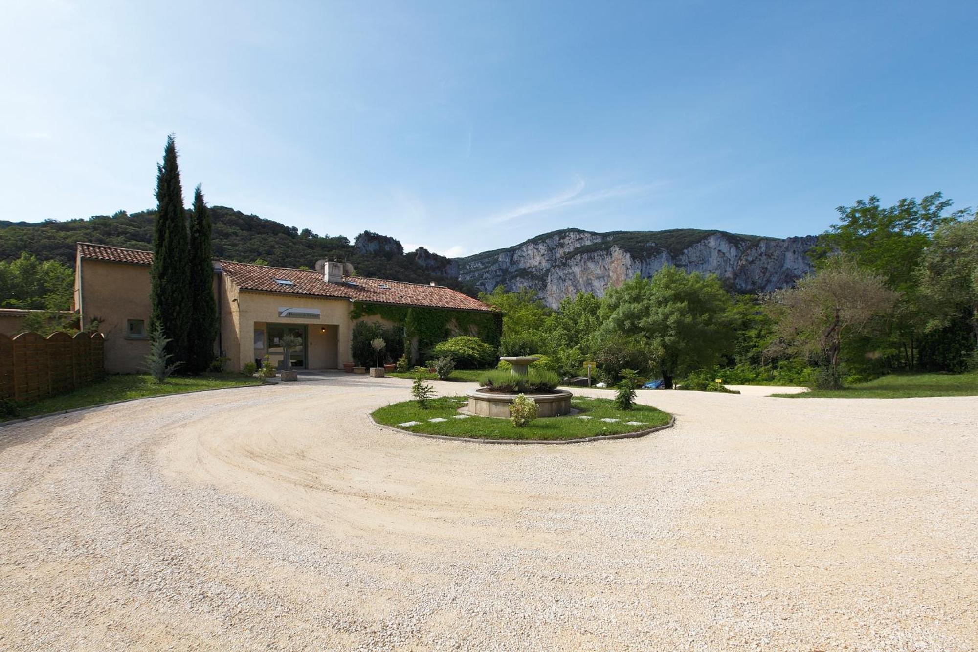 Vacanceole - Le Domaine De Chames - Pont D'Arc Vallon-Pont-dʼArc Kültér fotó