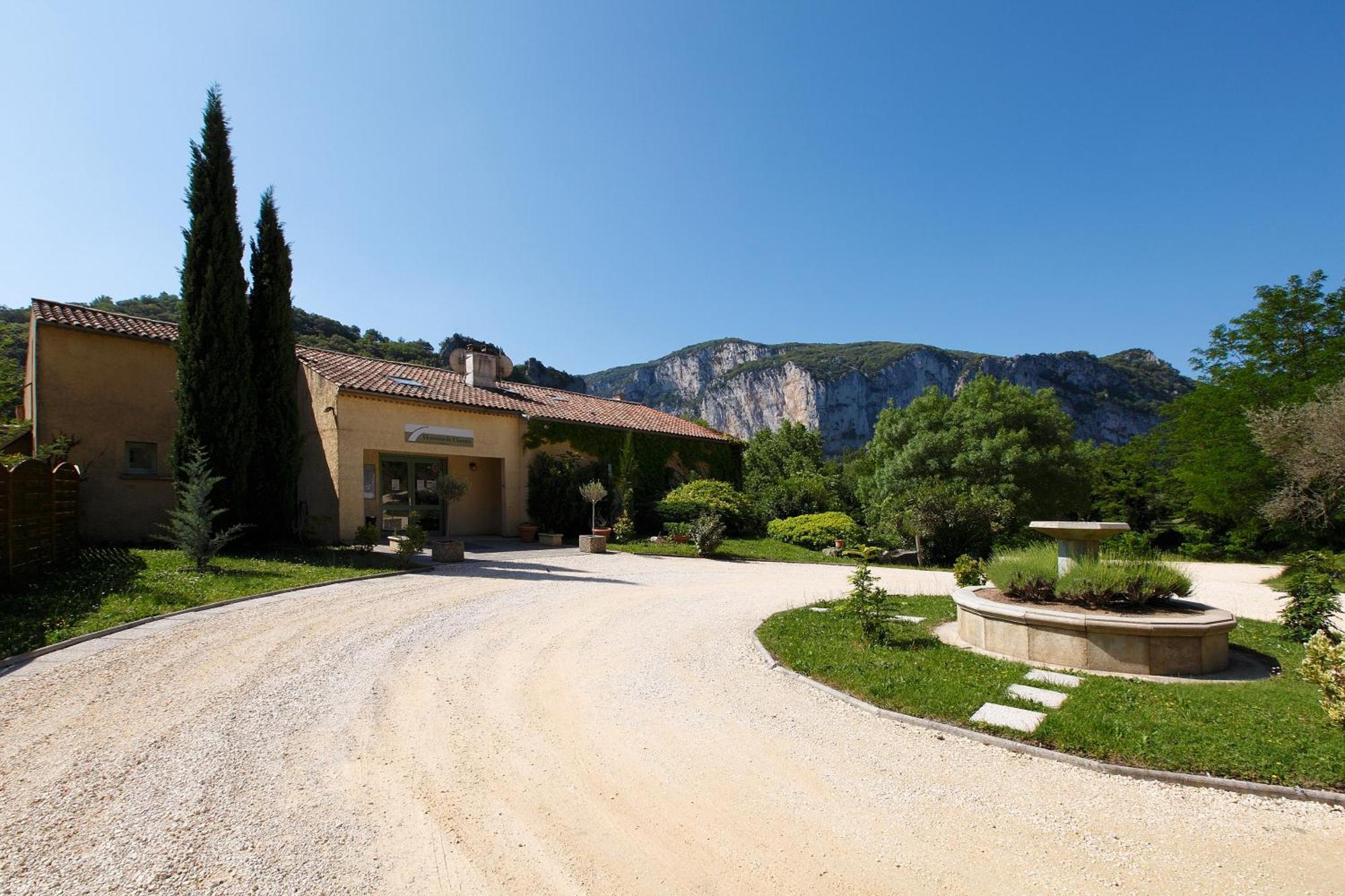 Vacanceole - Le Domaine De Chames - Pont D'Arc Vallon-Pont-dʼArc Kültér fotó